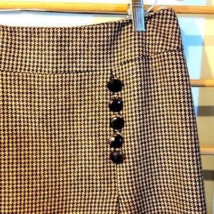 A-line skirt in  houndstooth checked wool by Talbot's